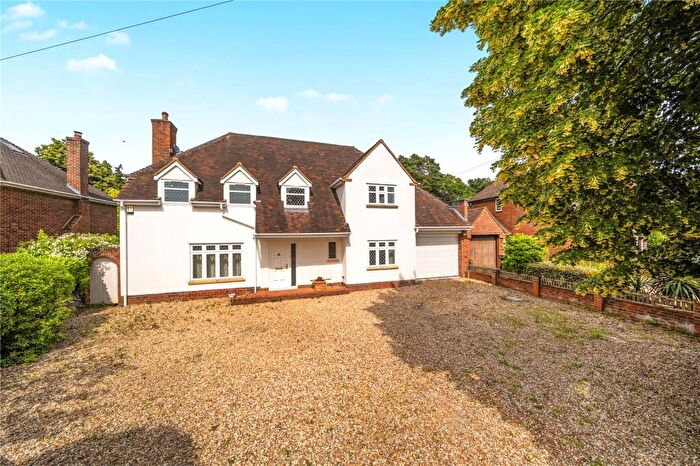4 Bedroom Detached House For Sale In Parkway, Camberley, Surrey, GU15