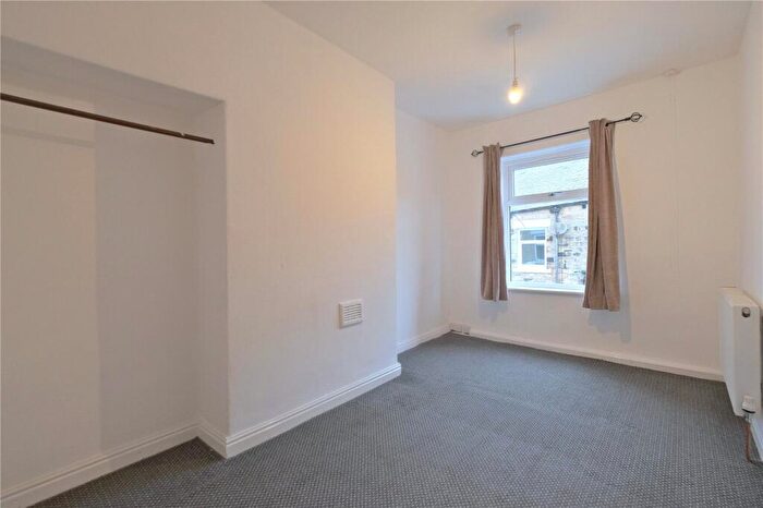1 Bedroom Terraced House To Rent In Alice Street, Barnoldswick, Lancashire, BB18
