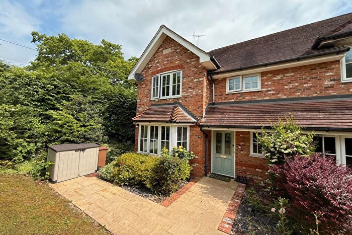 3 Bedroom House For Sale In Shiplake Bottom, Peppard Common, Henley-On-Thames, RG9