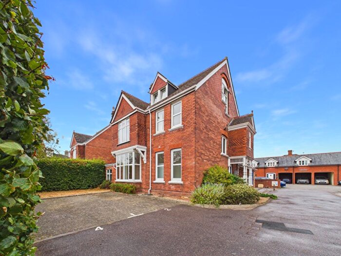 Studio To Rent In Alphington Road, St. Thomas, Exeter, EX2