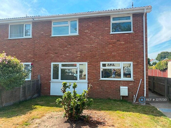 3 Bedroom Semi-Detached House To Rent In Palmerston Avenue, Walmer, Deal, CT14