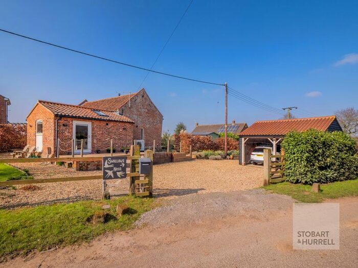 2 Bedroom Barn Conversion For Sale In Swallows Nest, Wood Street, Catfield, Norfolk, NR29