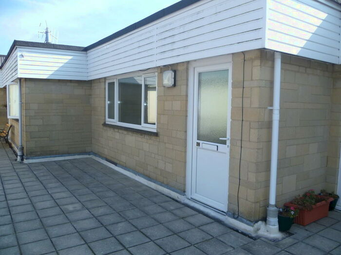 2 Bedroom Apartment To Rent In Warminster, BA12