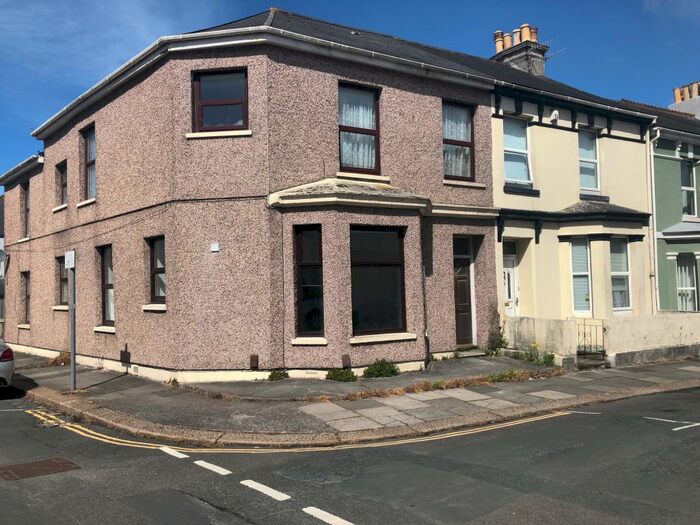 1 Bedroom Flat To Rent In Limerick Place, Plymouth, PL4