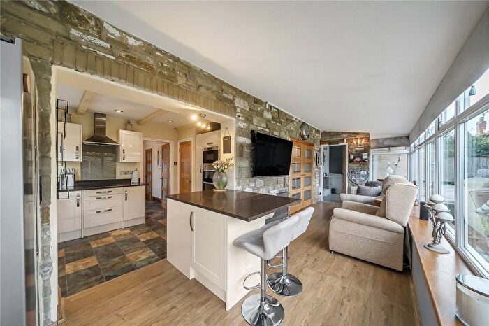 4 Bedroom Detached House For Sale In Bedfords Fold, Hillam, Leeds, North Yorkshire, LS25