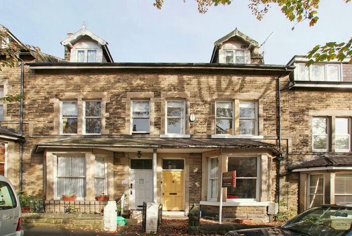 4 Bedroom Terraced House To Rent In Glebe Avenue, Harrogate, HG2