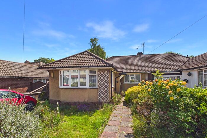 2 Bedroom Bungalow For Sale In Wilmington Court Road, Dartford, Kent, DA2