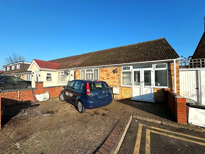 2 Bedroom Bungalow To Rent In Masefield Lane, Hayes, Greater London, UB4