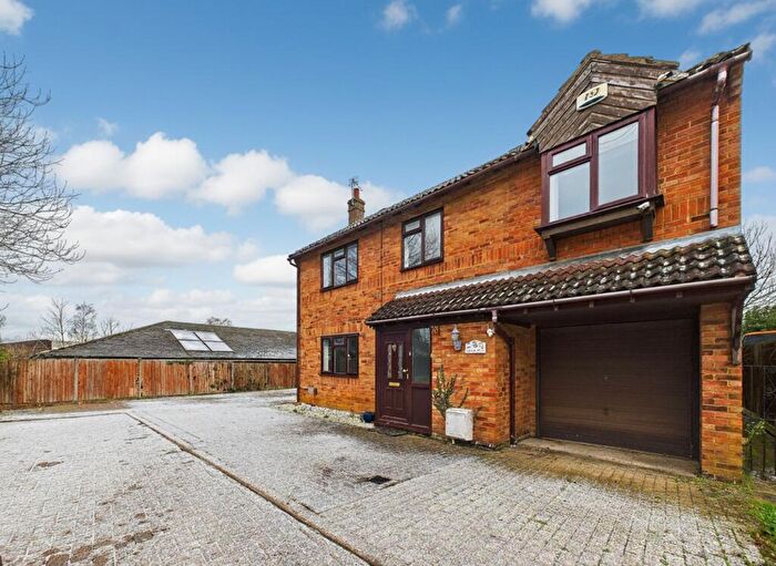 5 Bedroom Detached House To Rent In Bristow Close, Bletchley, MK2