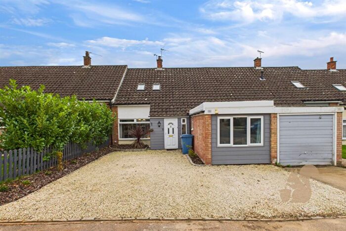 4 Bedroom Terraced House For Sale In Yeoman Crescent, Hadleigh, IP7