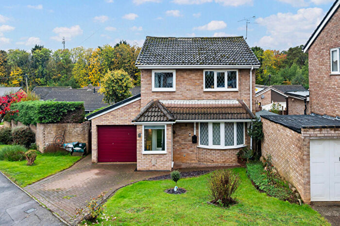 3 Bedroom Detached House For Sale In Thames Rise, Kettering, NN16