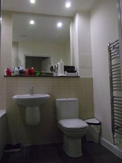 1 Bedroom Flat To Rent In Saunders Apartments, Bow, E3