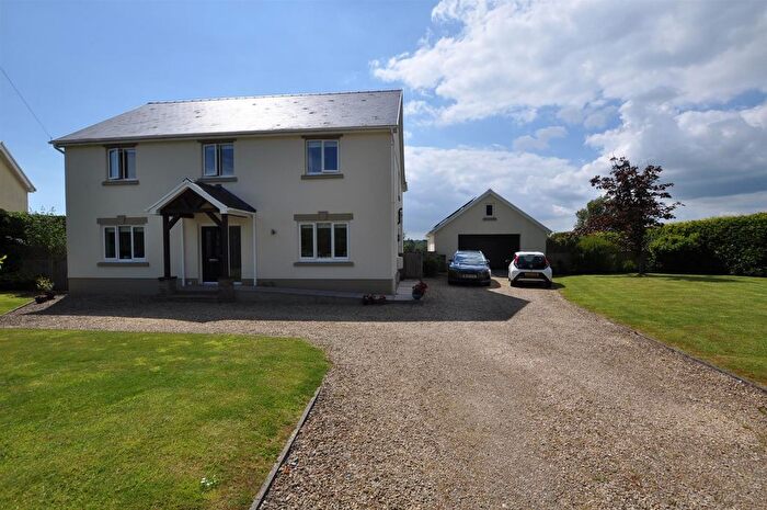 5 Bedroom Detached House For Sale In Salem Road, St. Clears, Carmarthen, SA33