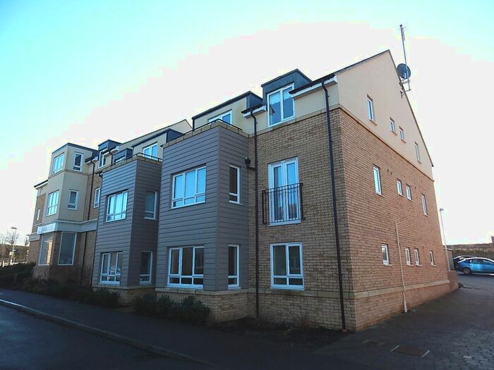 2 Bedroom Flat To Rent In Cromwell Drive, Huntingdon, PE29