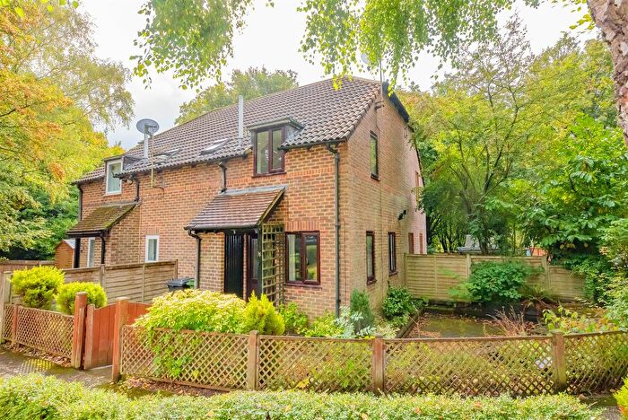 1 Bedroom Property For Sale In Bracken Bank, Lychpit, Basingstoke, RG24