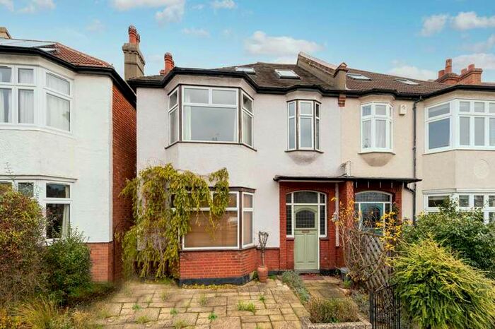 3 Bedroom Semi-Detached House To Rent In Tannsfeld Road, Sydenham, SE26