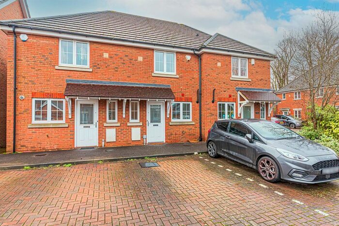 2 Bedroom Terraced House To Rent In Barley Gardens, Winnersh, RG41