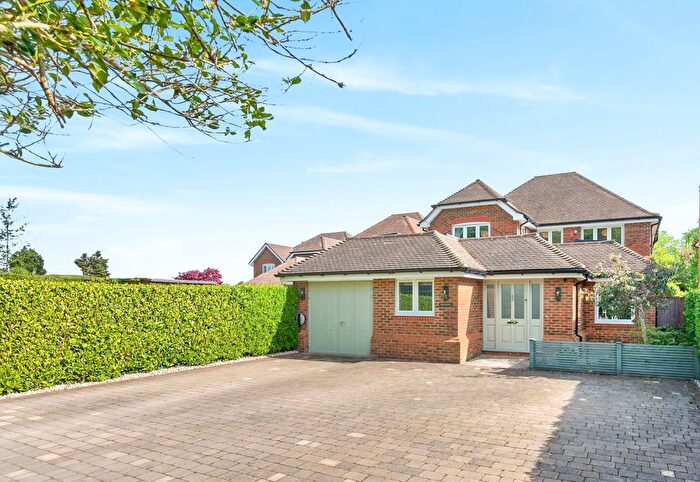 4 Bedroom Detached House For Sale In Quill Hall Lane, Amersham, HP6