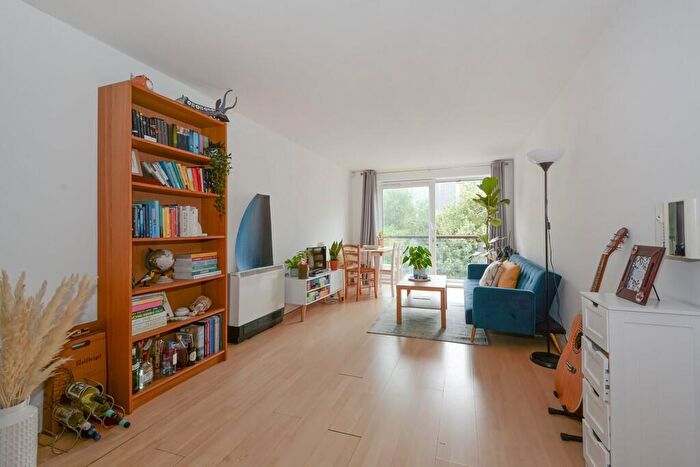 2 Bedroom Apartment To Rent In Stanton House, Rotherhithe Street, SE16