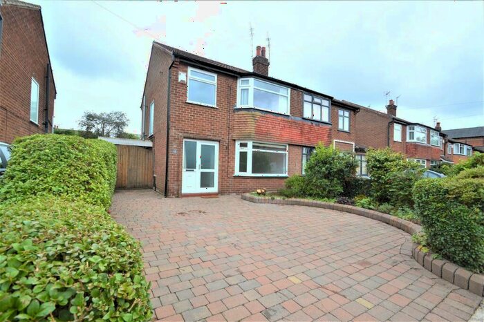 3 Bedroom Semi-Detached House To Rent In Clarendon Road, Sale, M33