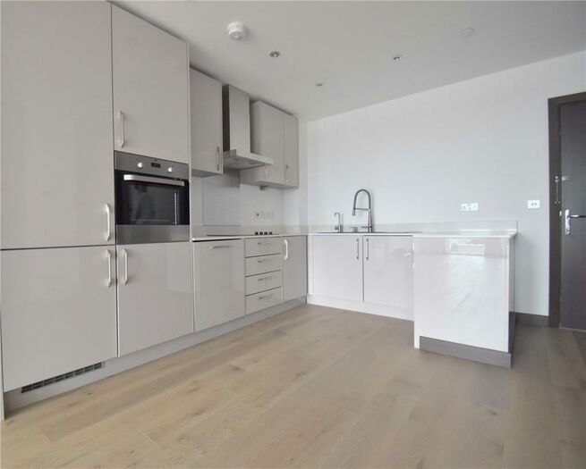 1 Bedroom Apartment To Rent In Station Square, Cambridge, CB1