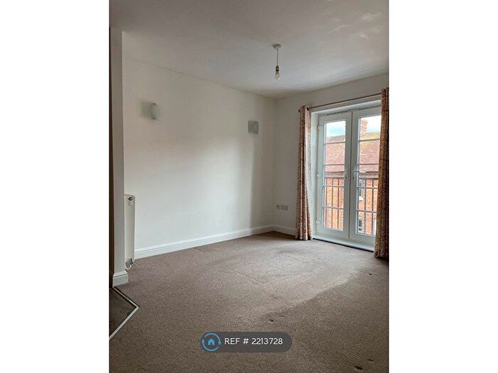1 Bedroom Flat To Rent In Teme Court, Ludlow, SY8