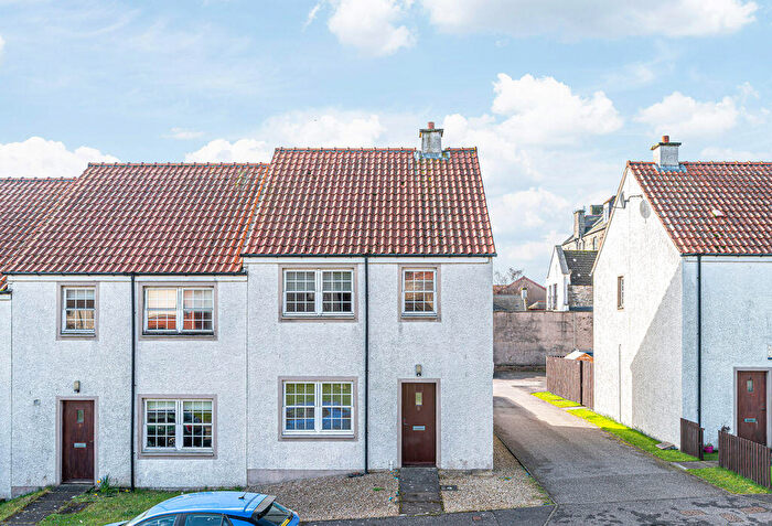 3 Bedroom End Of Terrace House For Sale In Orchard Place, Dysart, KY1