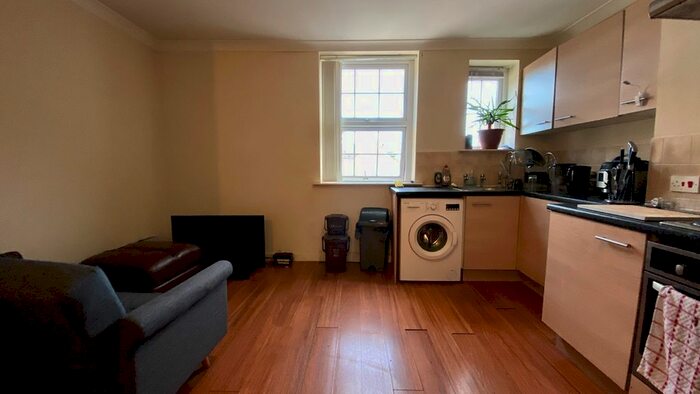 2 Bedroom Flat To Rent In Polden Street, Bridgwater, TA6
