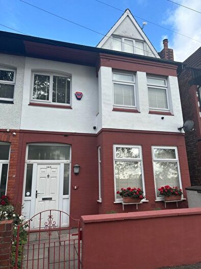 5 Bedroom Semi-Detached House To Rent In Long Lane, Liverpool, L19