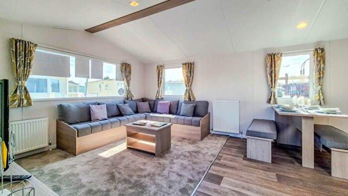 2 Bedroom Park Home For Sale In Suffolk Sands Holiday Park, IP11