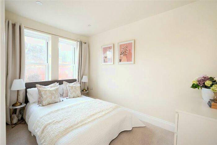 3 Bedroom Terraced House For Sale In Carlton Park, Redfield, Bristol, BS5