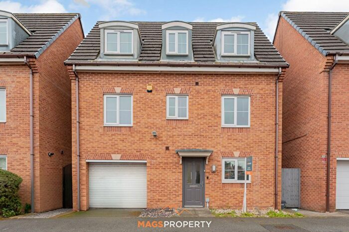 5 Bedroom Detached House For Sale In Mater Close, Walton, L9