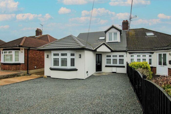 4 Bedroom Semi-Detached House For Sale In Thorndon Avenue, West Horndon, Brentwood, CM13