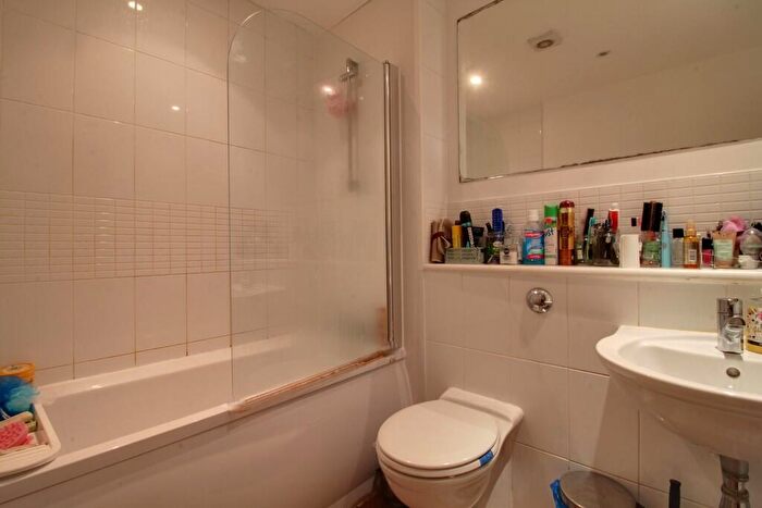 2 Bedroom Apartment To Rent In Quartz Apartments, Hall Street, Jewellery Quarter, B18