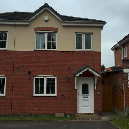2 Bedroom End Of Terrace House To Rent In Wagon Lane, Solihull, B92