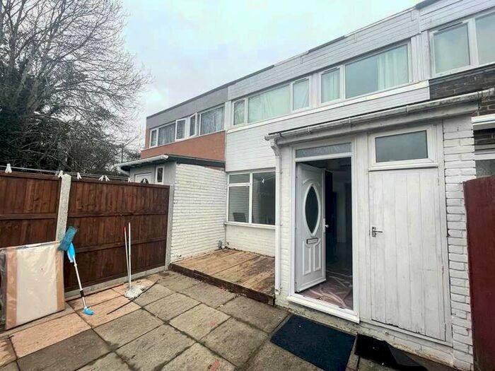 4 Bedroom Terraced House To Rent In Stonecrop Close, Crawley, West Sussex, RH11