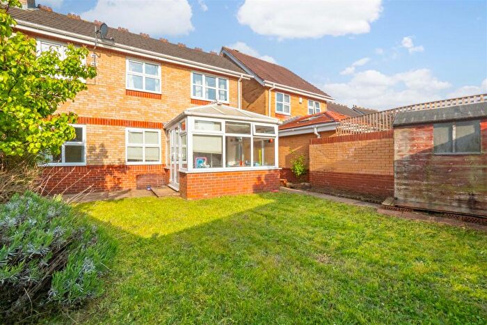 4 Bedroom Detached House To Rent In Homeland Drive, Sutton, SM2