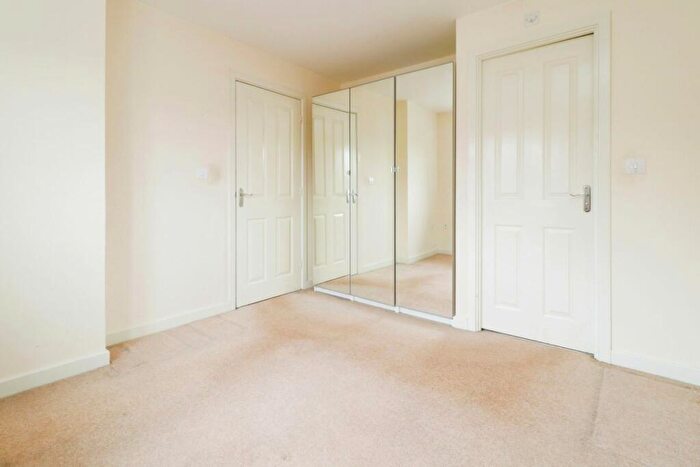 3 Bedroom Terraced House For Sale In The Furlong, Bedford, MK43