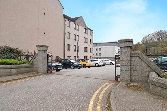 2 Bedroom Apartment For Sale In Merkland Road East, Aberdeen, AB24