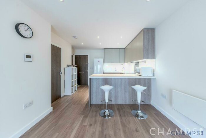 Studio To Rent In Carleton House, Boulevard Drive, London, NW9