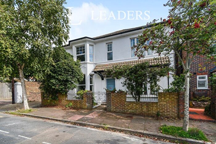4 Bedroom Detached House To Rent In Maldon Road, Brighton, BN1