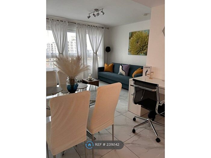1 Bedroom Flat To Rent In Otterburn House, London, SE5