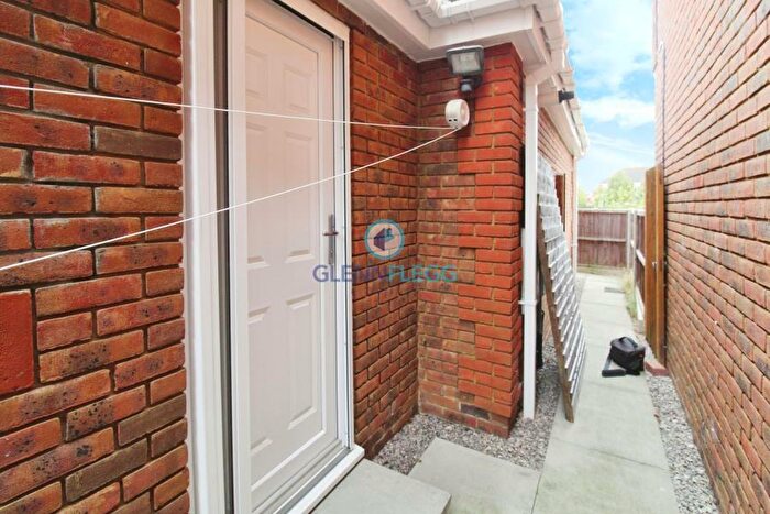 Flat To Rent In ***Let Agreed***Kempe Close, Langley***Let Agreed***, SL3