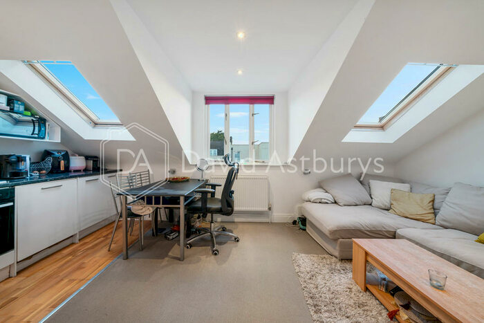 1 Bedroom Apartment To Rent In Holloway Road, Archway, London, N19