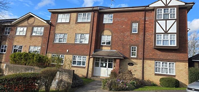 1 Bedroom Flat For Sale In Ermine Place, Earls Meade, Luton, Bedfordshire, LU2