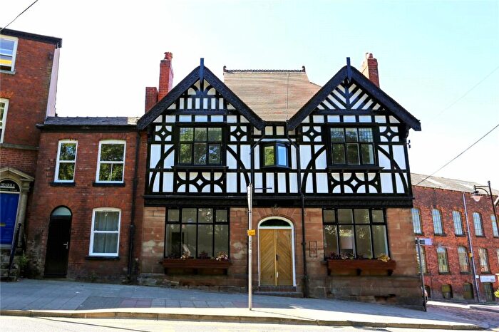 2 Bedroom Flat To Rent In Apartment The Thatched House, Churchgate, Stockport, SK1
