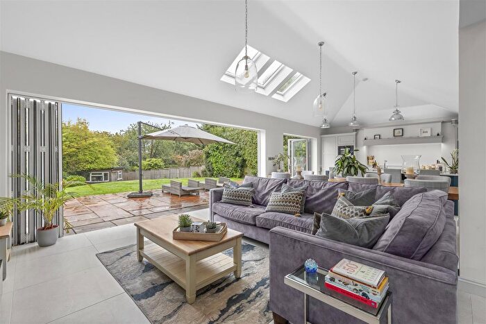5 Bedroom Detached House For Sale In Hamilton Road, High Wycombe, HP13