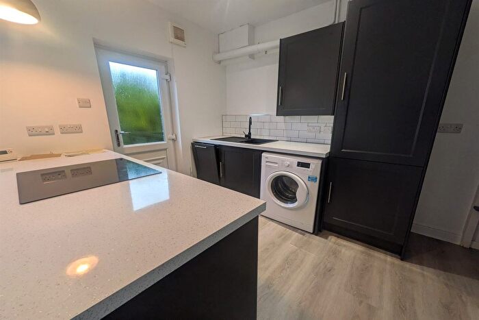 2 Bedroom Terraced House To Rent In Barrydale Avenue, Beeston, NG9