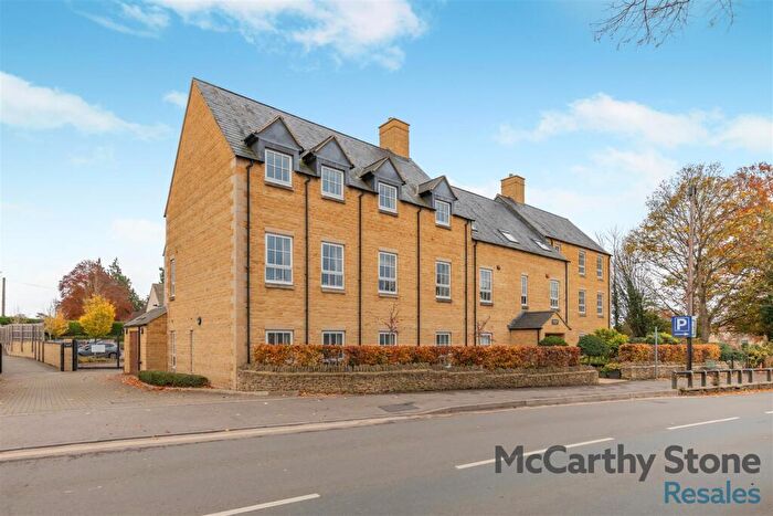 2 Bedroom Apartment For Sale In Willoughby Place, Station Road, Bourton-on-the-Water, Cheltenham, Gloucestershire, GL54