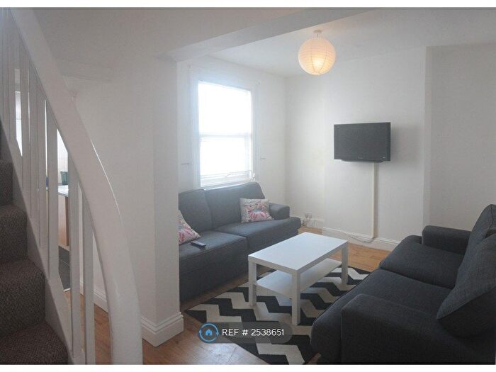 4 Bedroom Terraced House To Rent In Granville Street, Cheltenham, GL50